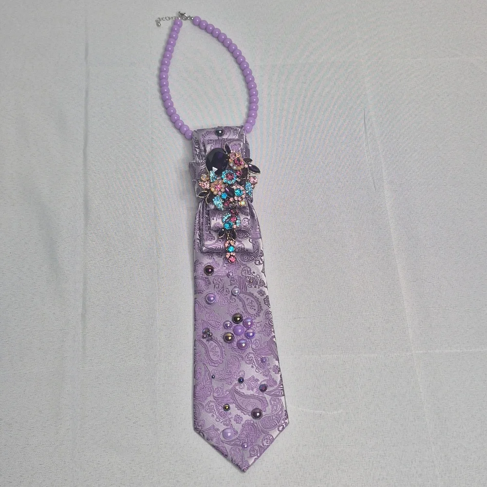 Handcrafted Luxury Fashion Necktie Necklace 📿 (PURPLE - LICIOUS)